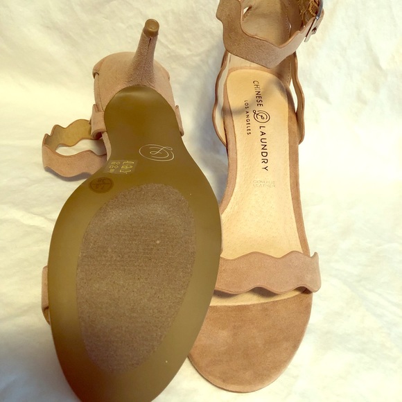 Scallop Sandal Heels - Picture 1 of 5